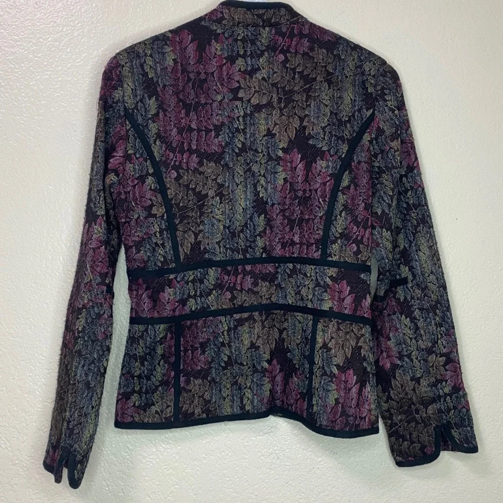 piping textured